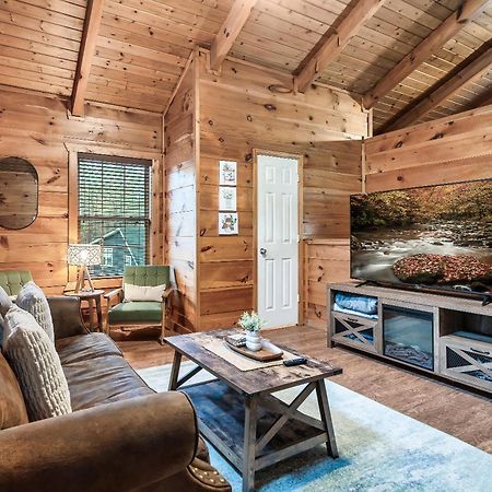 Mama Bear'S Moonshine Ridge Villa Gatlinburg Exteriör bild